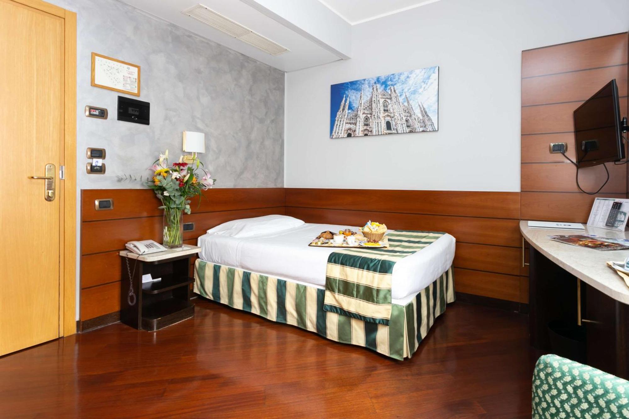 Standard Single Room,1433149702:JPEG