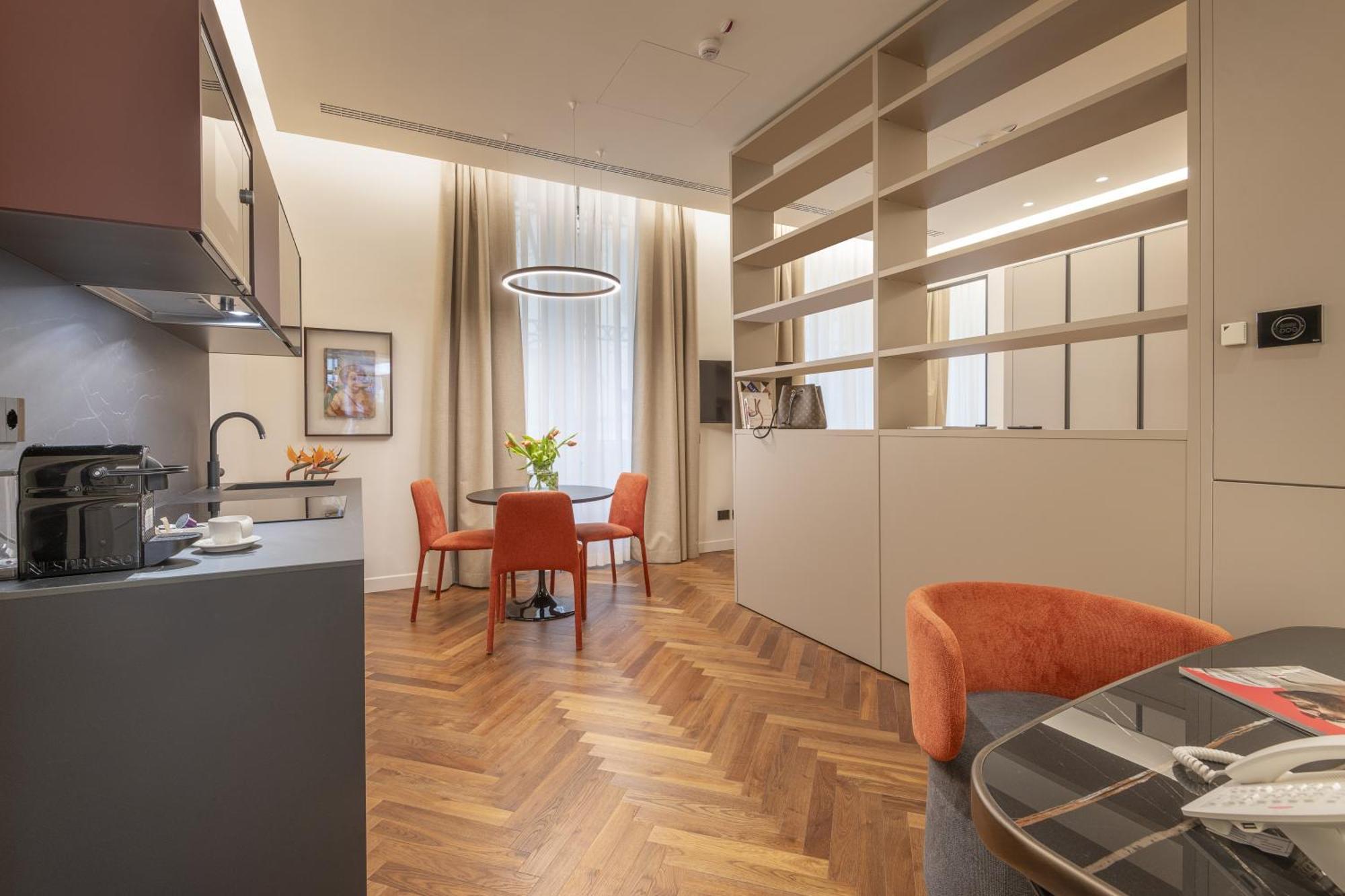 Deluxe Apartment,1765166333:JPEG